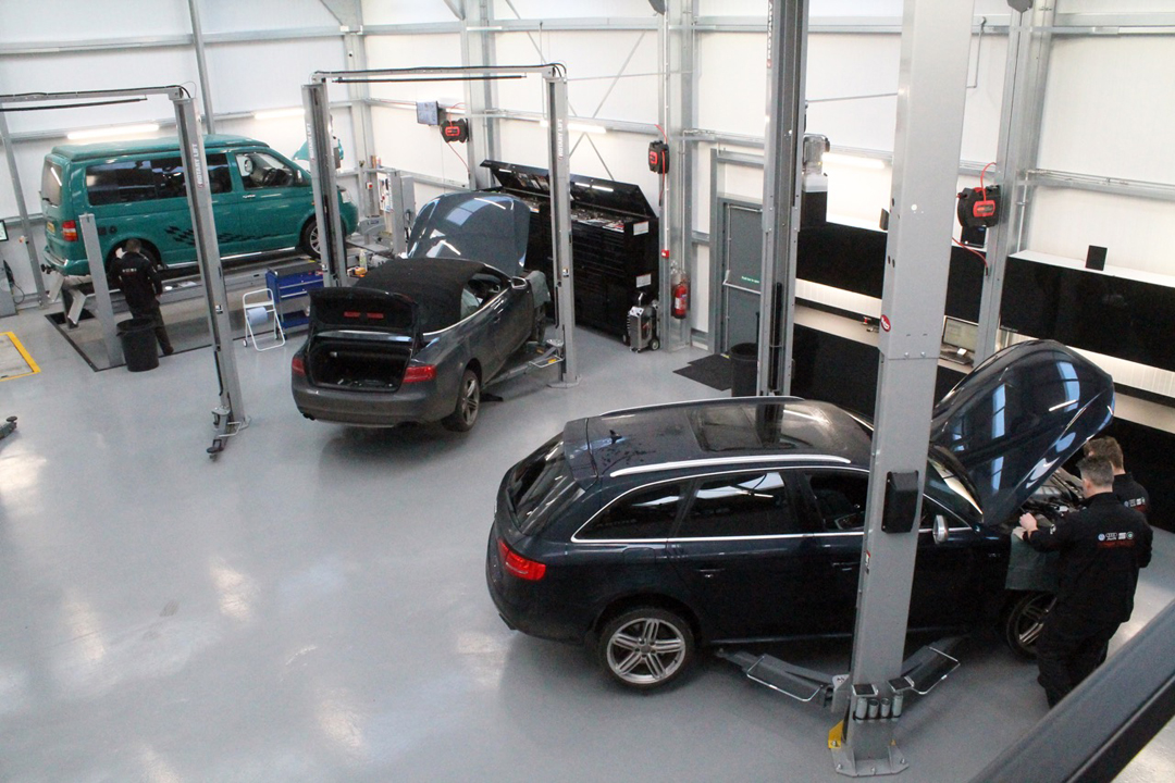 New look for Vass-Tech! – Bullworthy Garage Equipment